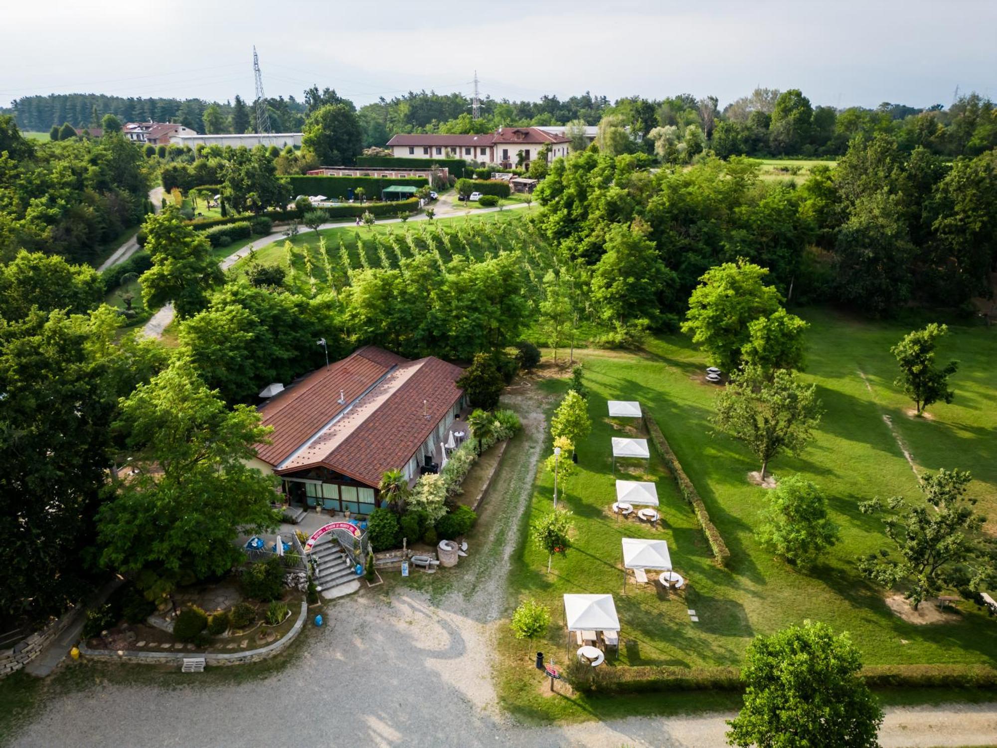 Agriturismo Parco Campofelice Bed & Breakfast Lombardore ภายนอก รูปภาพ